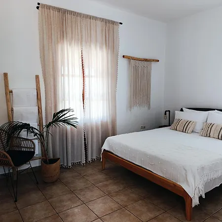 Appartement Plakourakia Finikas (Syros)