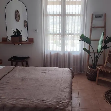 Plakourakia * Finikas (Syros)