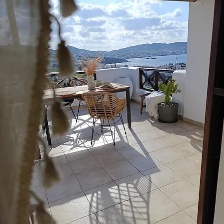 Plakourakia * Finikas (Syros)