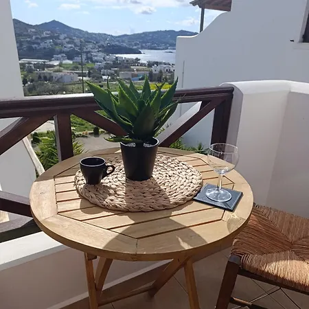 Plakourakia Finikas (Syros)