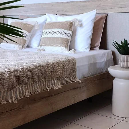 Apartment Plakourakia *