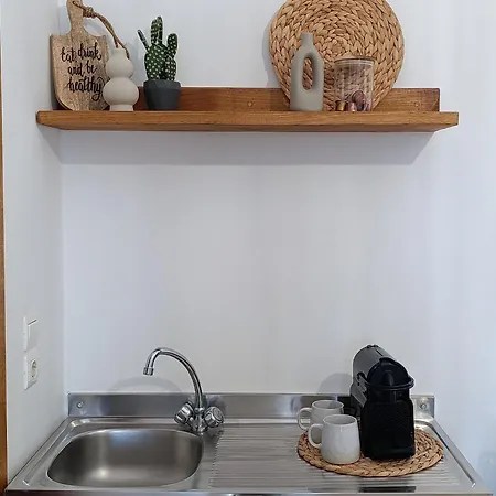 Plakourakia Finikas (Syros)