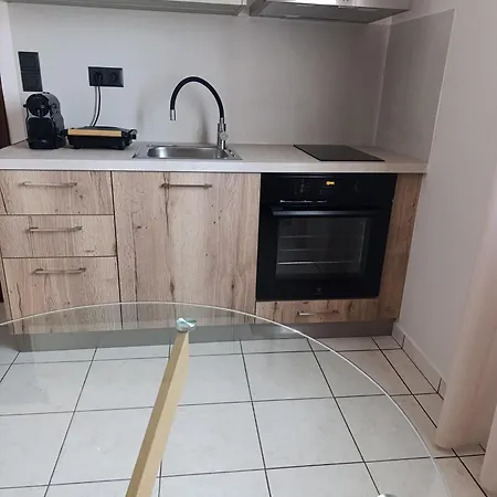 Plakourakia Finikas (Syros)