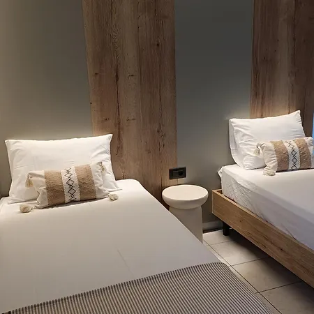 Apartment Plakourakia Finikas (Syros)