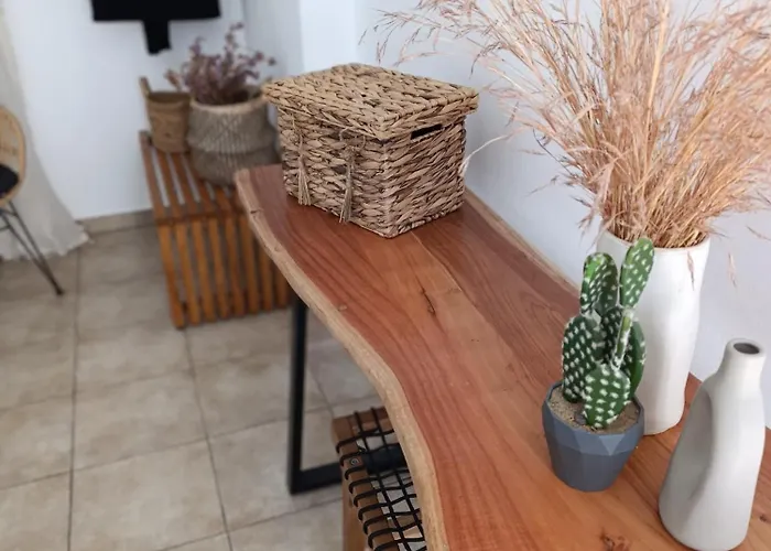 Apartament Plakourakia *