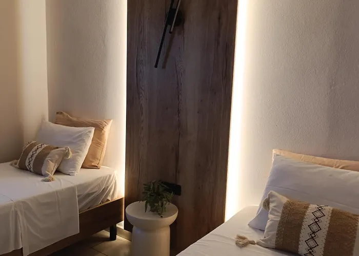 Plakourakia * Finikas (Syros)